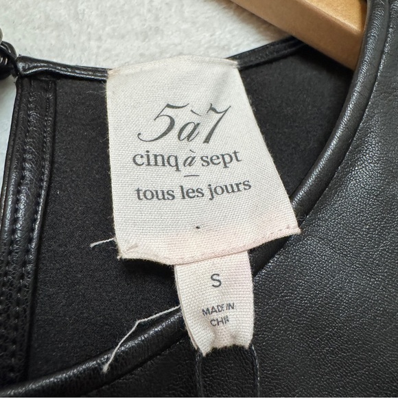 Cinq a Sept sz S Erin Short Sleeves Faux Leather Top Women's Black - Picture 6 of 8
